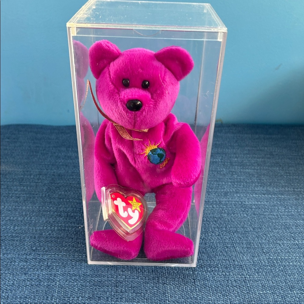 Ty Beanie Babies Fuchsia Bear Plush millennium